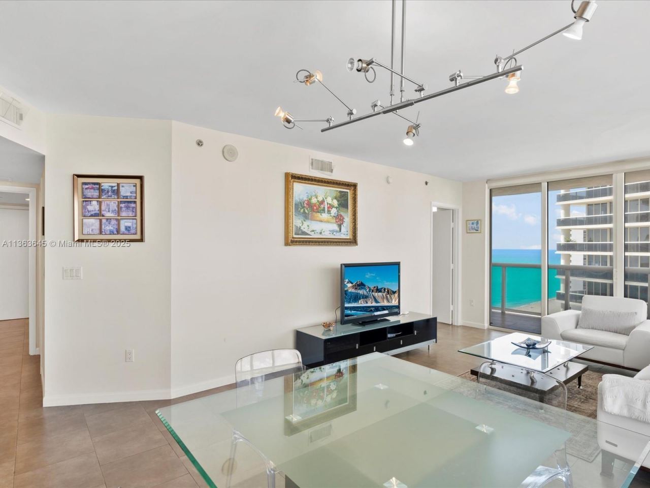 1830 S Ocean Dr, Unit 1806 short, Hallandale Beach, FL 33009 Photo