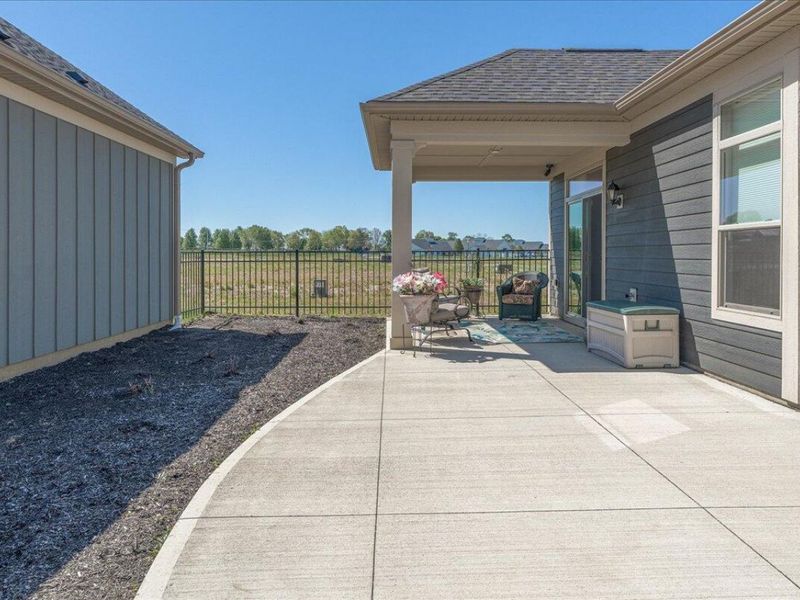 1621 E Waterside Drive, Circleville, OH 43113 Photo 30