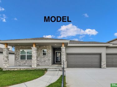 8609 N 177 Street, Bennington, NE 68007