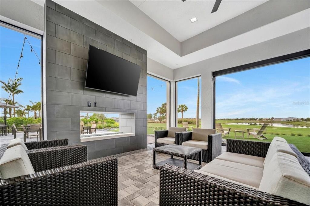 15415 Derna Terrace, Bradenton, FL 34211 Photo