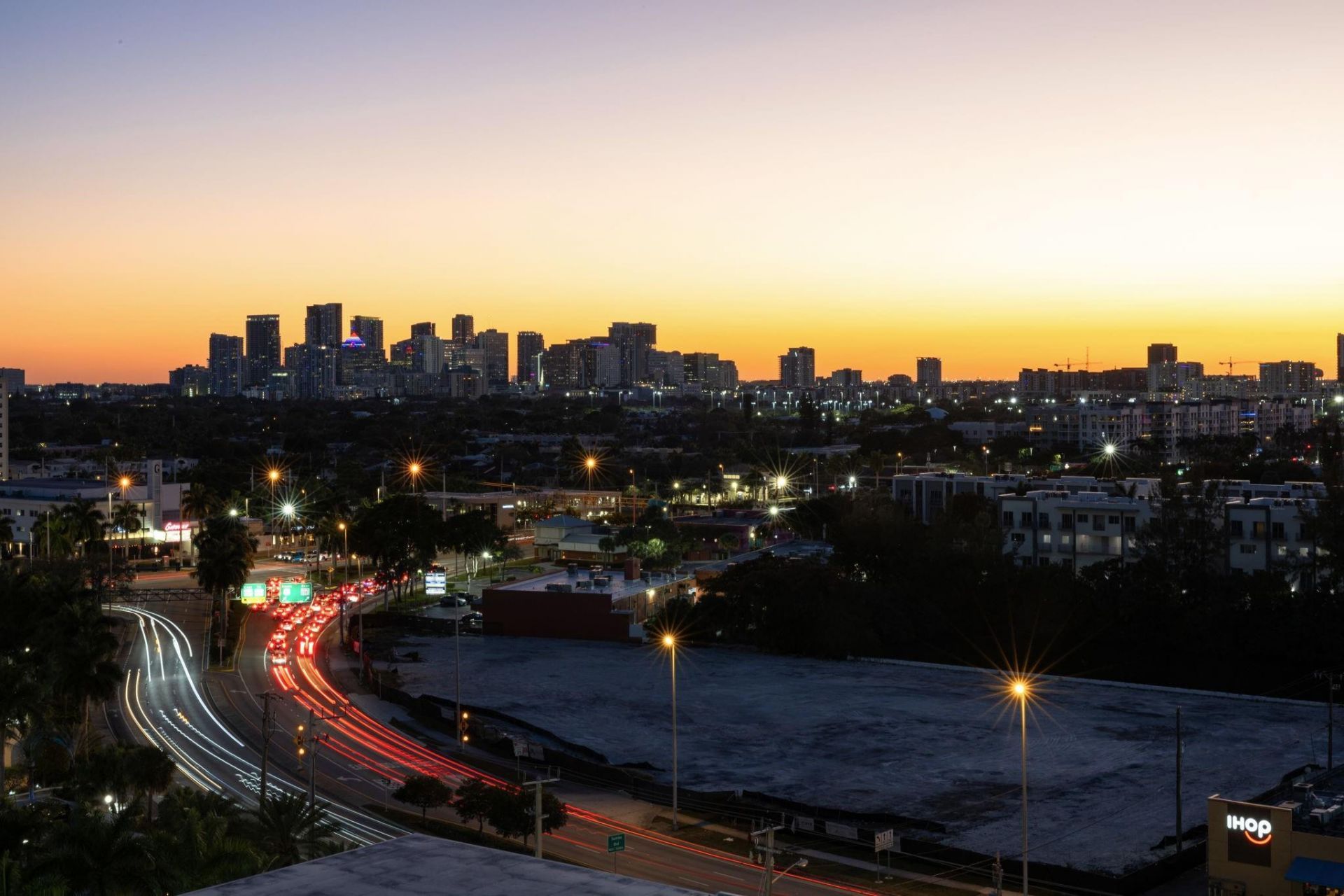 1180 N Federal Highway, Unit 1203, Fort Lauderdale, FL 33304 Photo