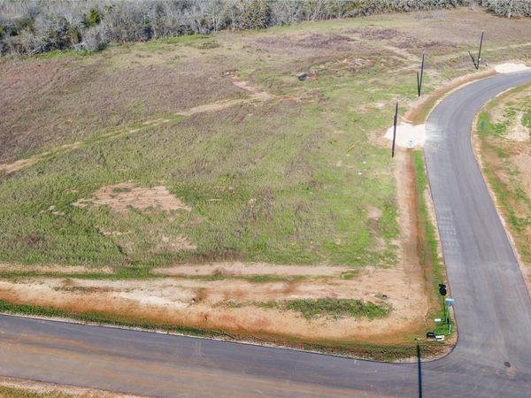 101 AZALEA CT, Dale, TX 78616