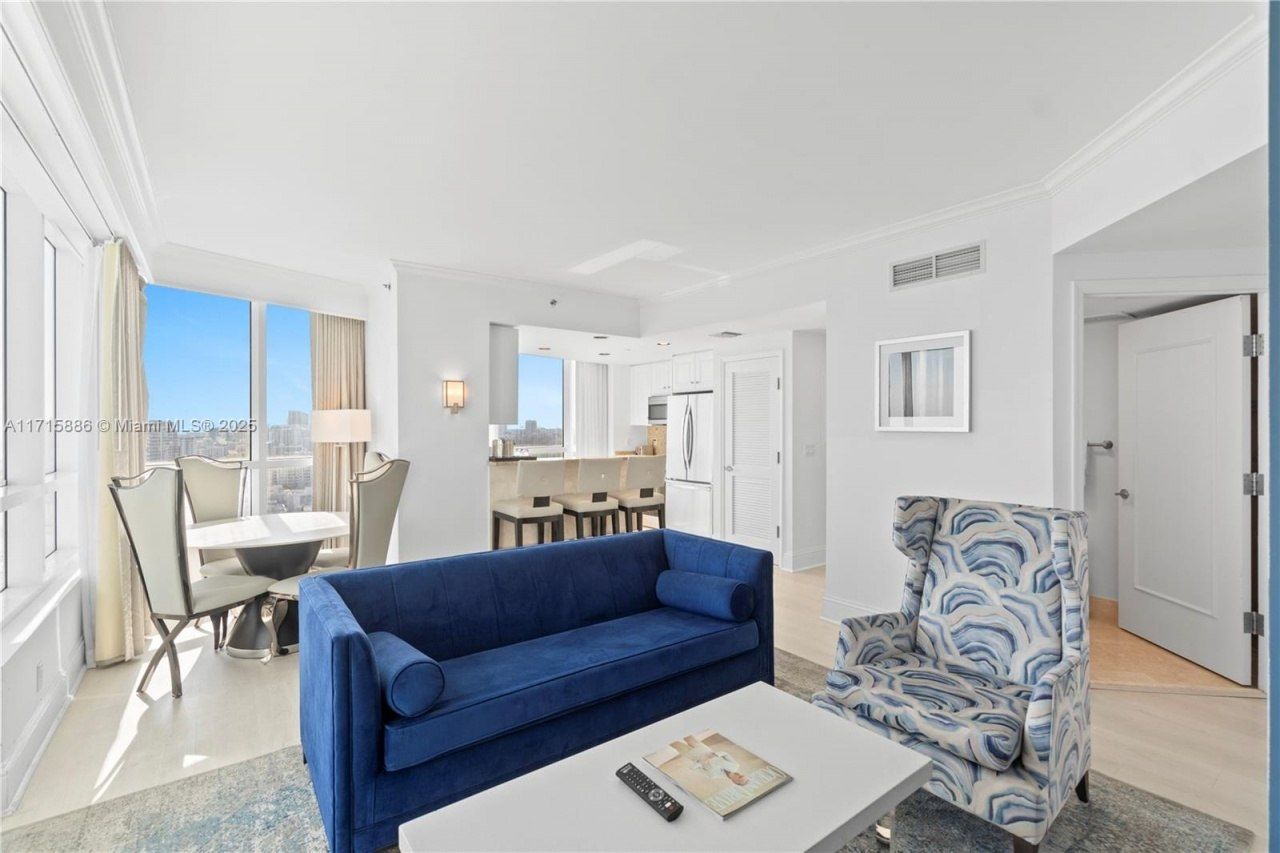 4401 Collins Ave, Unit 2104, Miami Beach, FL 33140 Photo