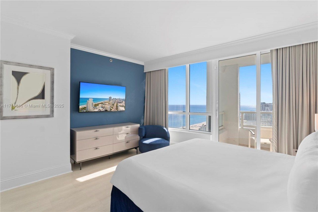 4401 Collins Ave, Unit 2104, Miami Beach, FL 33140 Photo