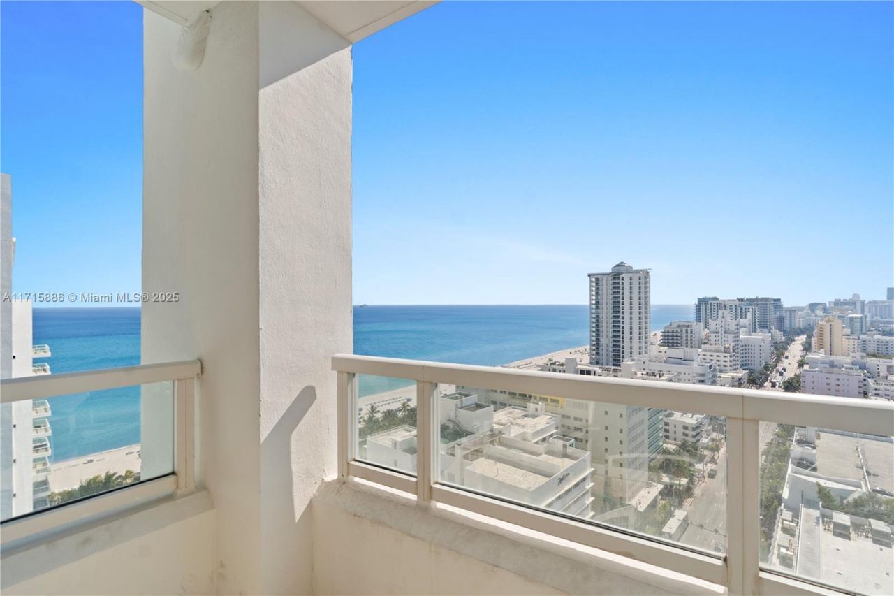 4401 Collins Ave, Unit 2104, Miami Beach, FL 33140 Photo