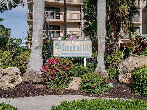 845 COLLIER CT, Unit 502, MARCO ISLAND, FL 34145