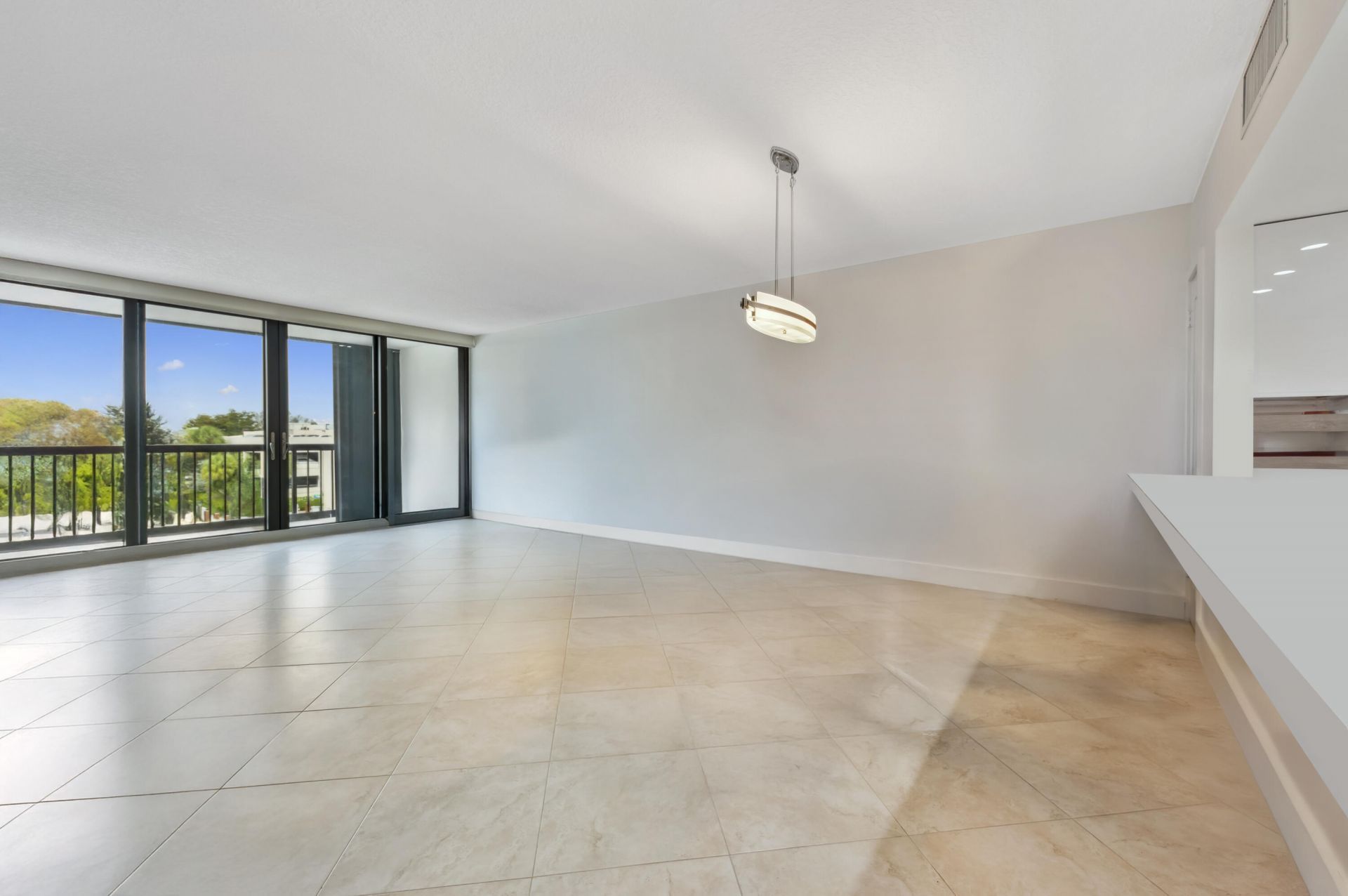 4748 S Ocean Boulevard, Unit 306, Highland Beach, FL 33487 Photo