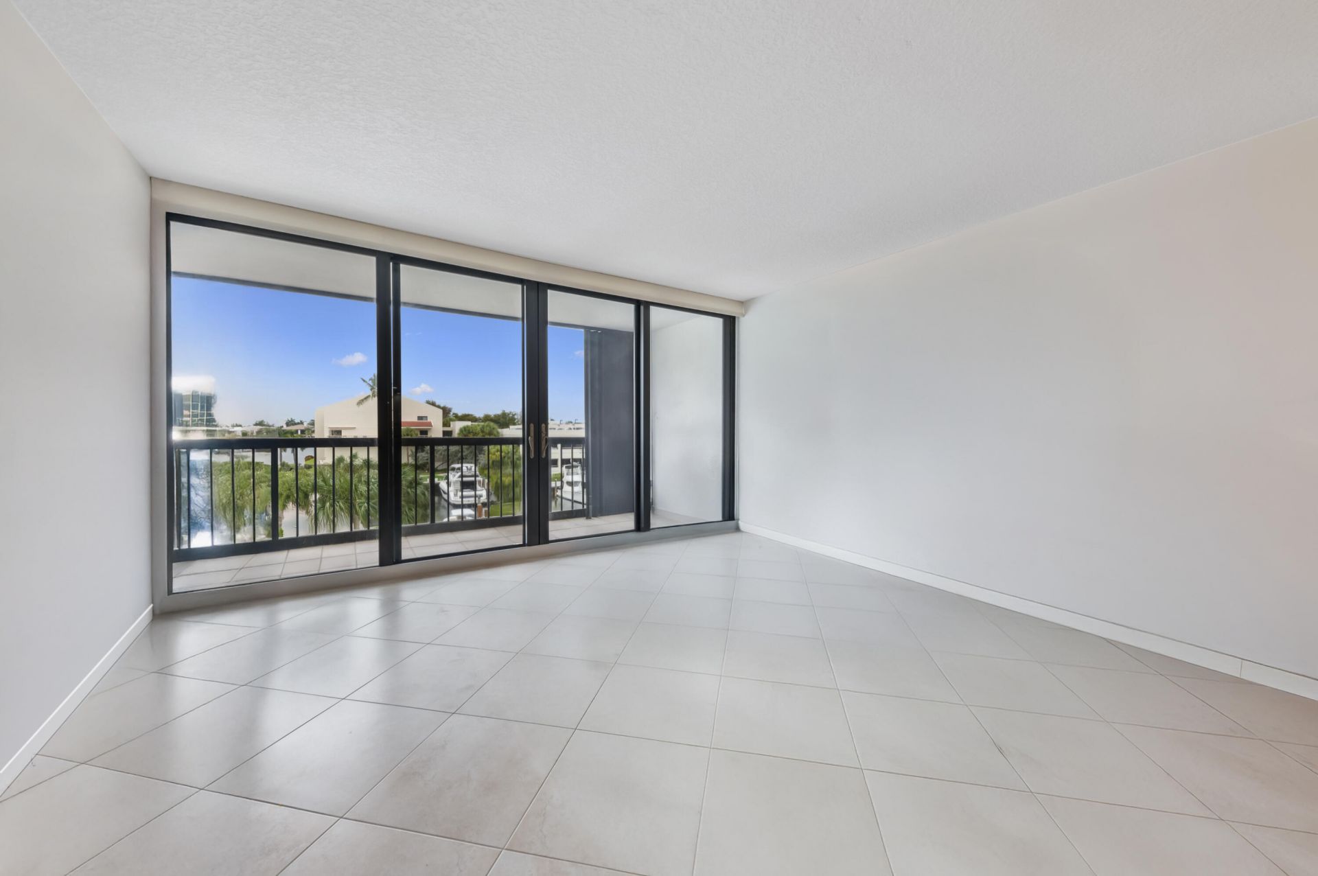 4748 S Ocean Boulevard, Unit 306, Highland Beach, FL 33487 Photo