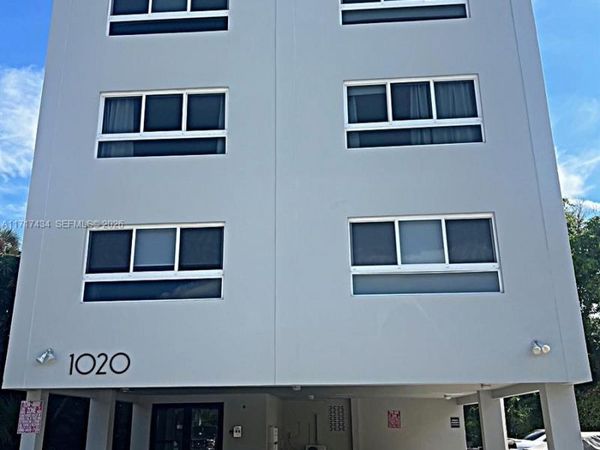 1020 94th St, Unit 203, Bay Harbor Islands, FL 33154