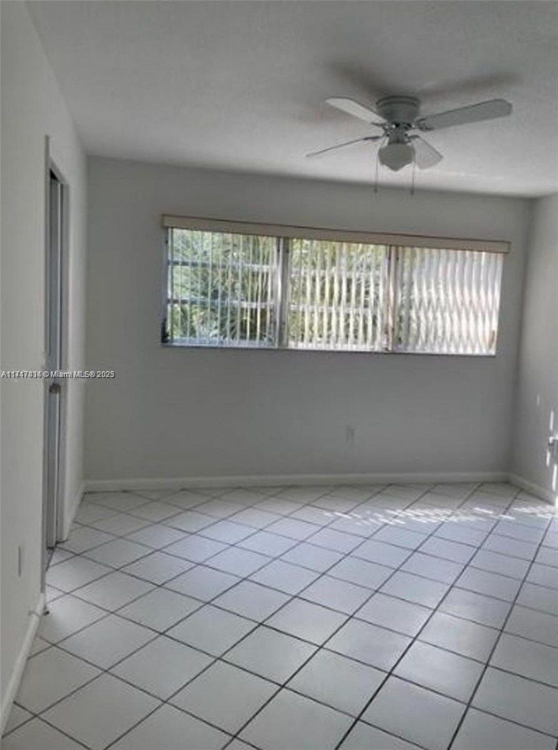 1020 94th St, Unit 203, Bay Harbor Islands, FL 33154 Photo