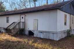 147 Laquinta Drive photo 4