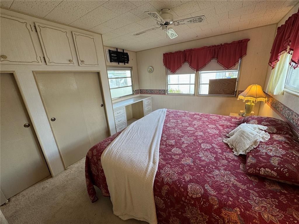 611 50th Avenue Drive W, Bradenton, FL 34207 Photo