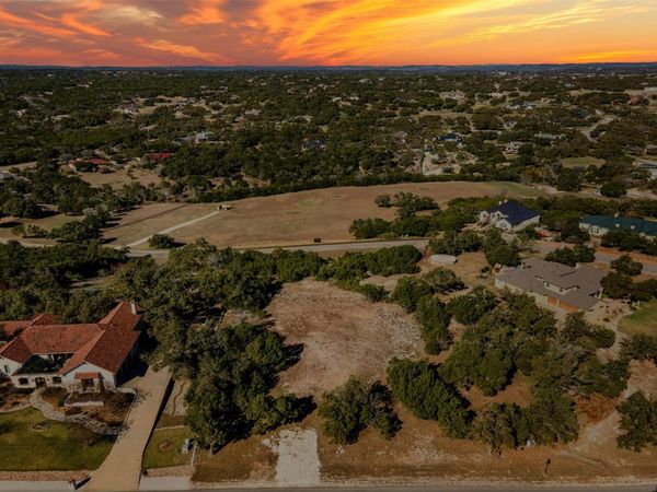 736 Covered Bridge DR, Driftwood, TX 78619