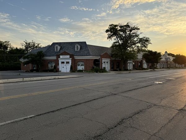 630-642 Busse Highway, Park Ridge, IL 60068