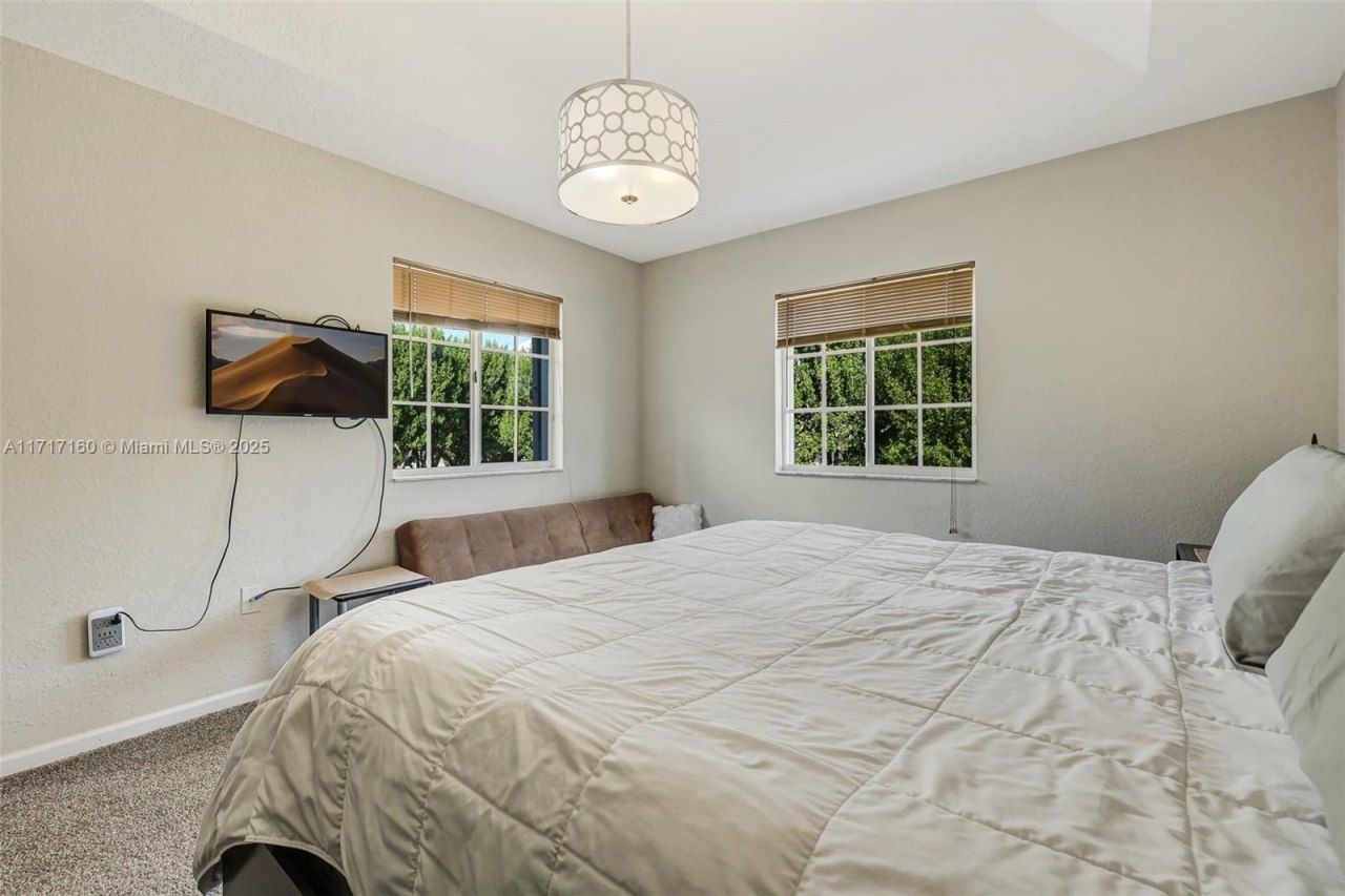 14071 SW 273rd Ter, Homestead, FL 33032 Photo