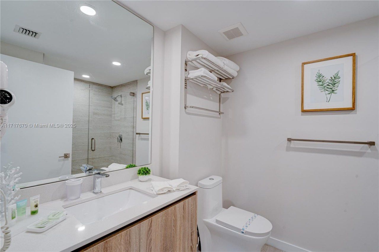 3900 Biscayne Blvd, Unit N-717, Miami, FL 33137 Photo