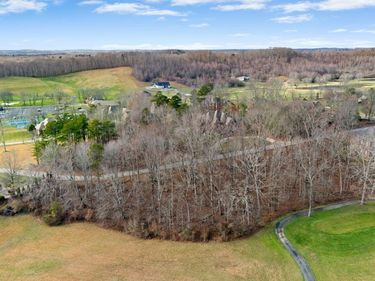 124 & 125 Beechwood Drive, London, KY 40744