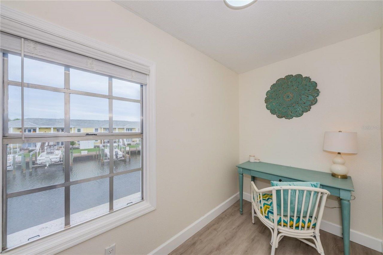5004 Starfish Drive Se, Unit F, Saint Petersburg, FL 33705 Photo