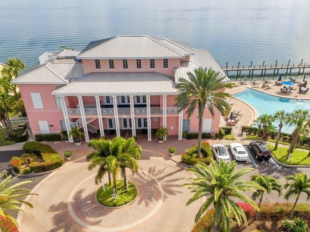 5004 Starfish Drive Se, Unit F, Saint Petersburg, FL 33705 Photo