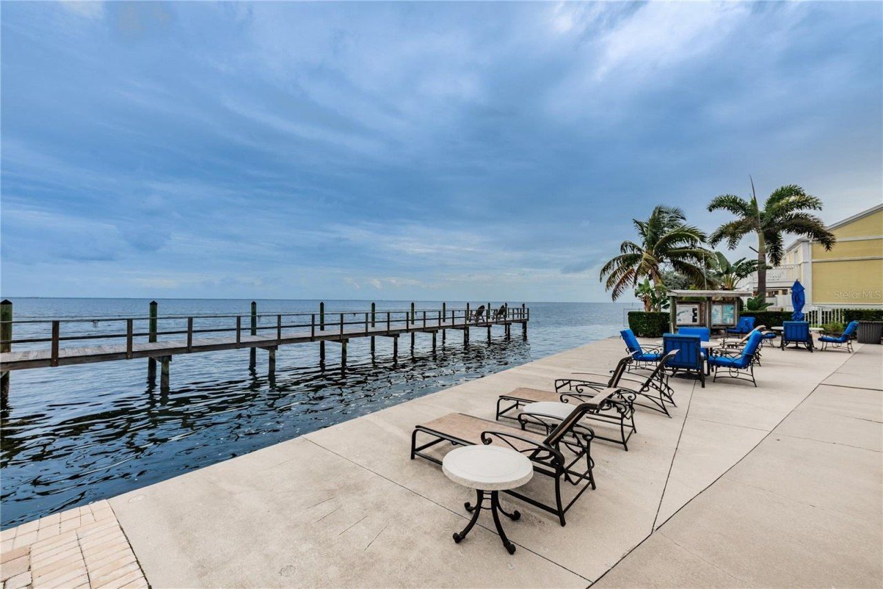 5004 Starfish Drive Se, Unit F, Saint Petersburg, FL 33705 Photo