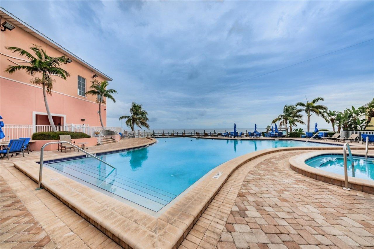 5004 Starfish Drive Se, Unit F, Saint Petersburg, FL 33705 Photo