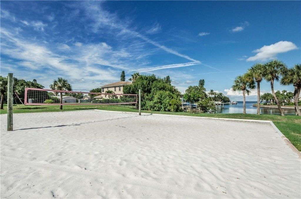 5004 Starfish Drive Se, Unit F, Saint Petersburg, FL 33705 Photo
