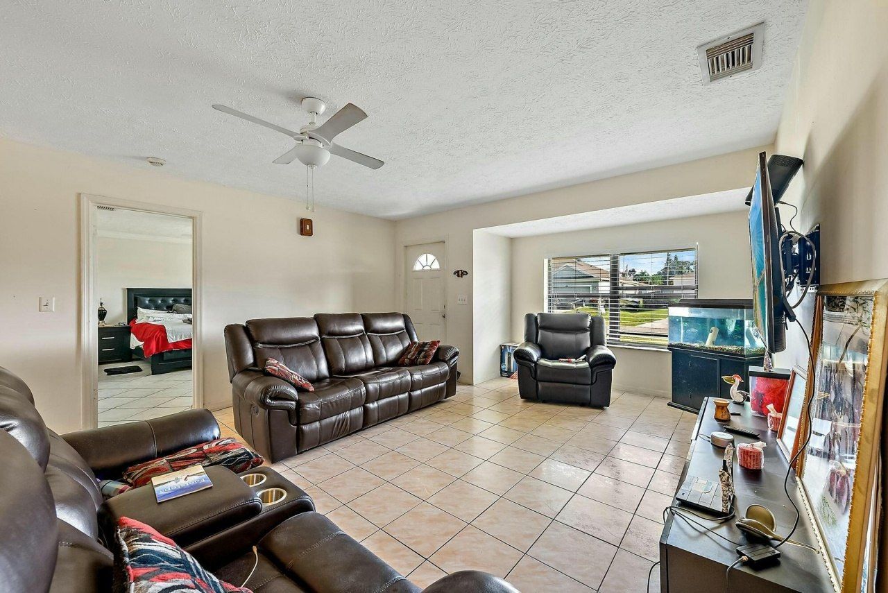 2118 SW Trenton Lane, Port Saint Lucie, FL 34984 Photo
