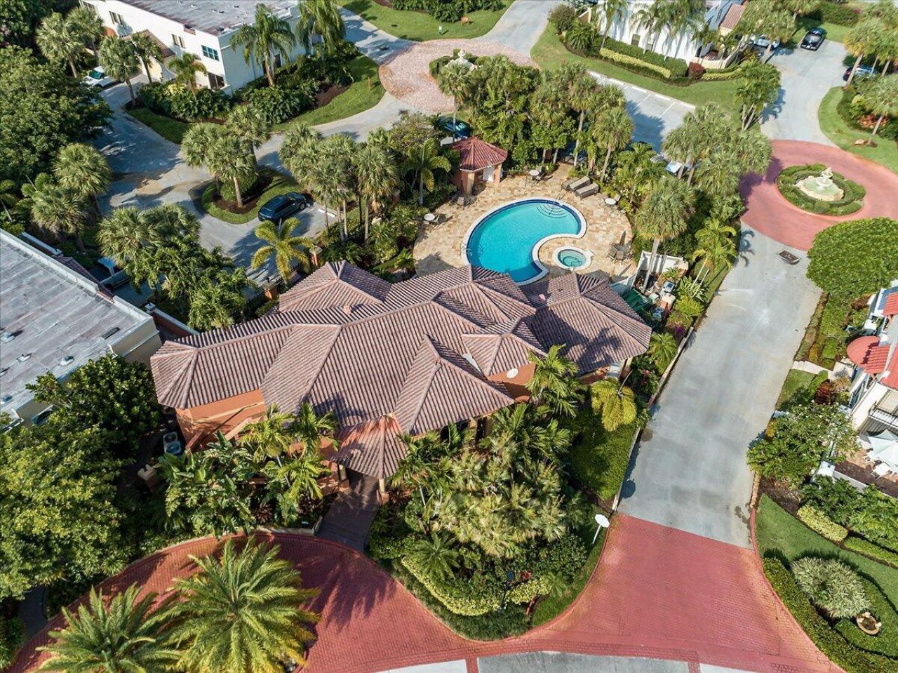 41 Uno Lago Drive, Juno Beach, FL 33408 Photo