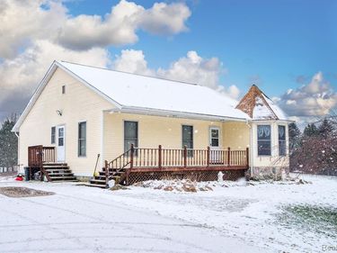 2977 Oakley Road, Stockbridge Twp, MI 49285