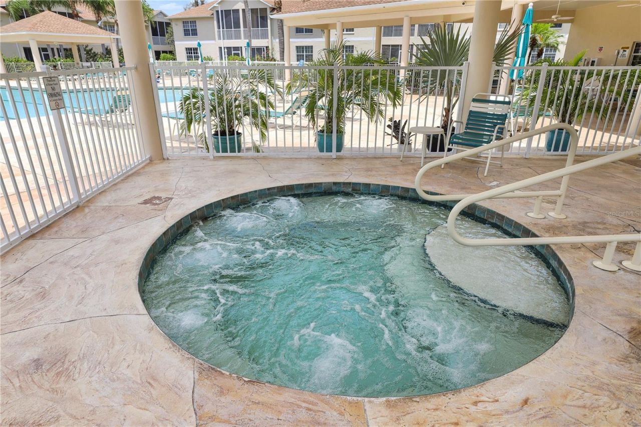 8370 Wingate Drive, Unit 714, Sarasota, FL 34238 Photo