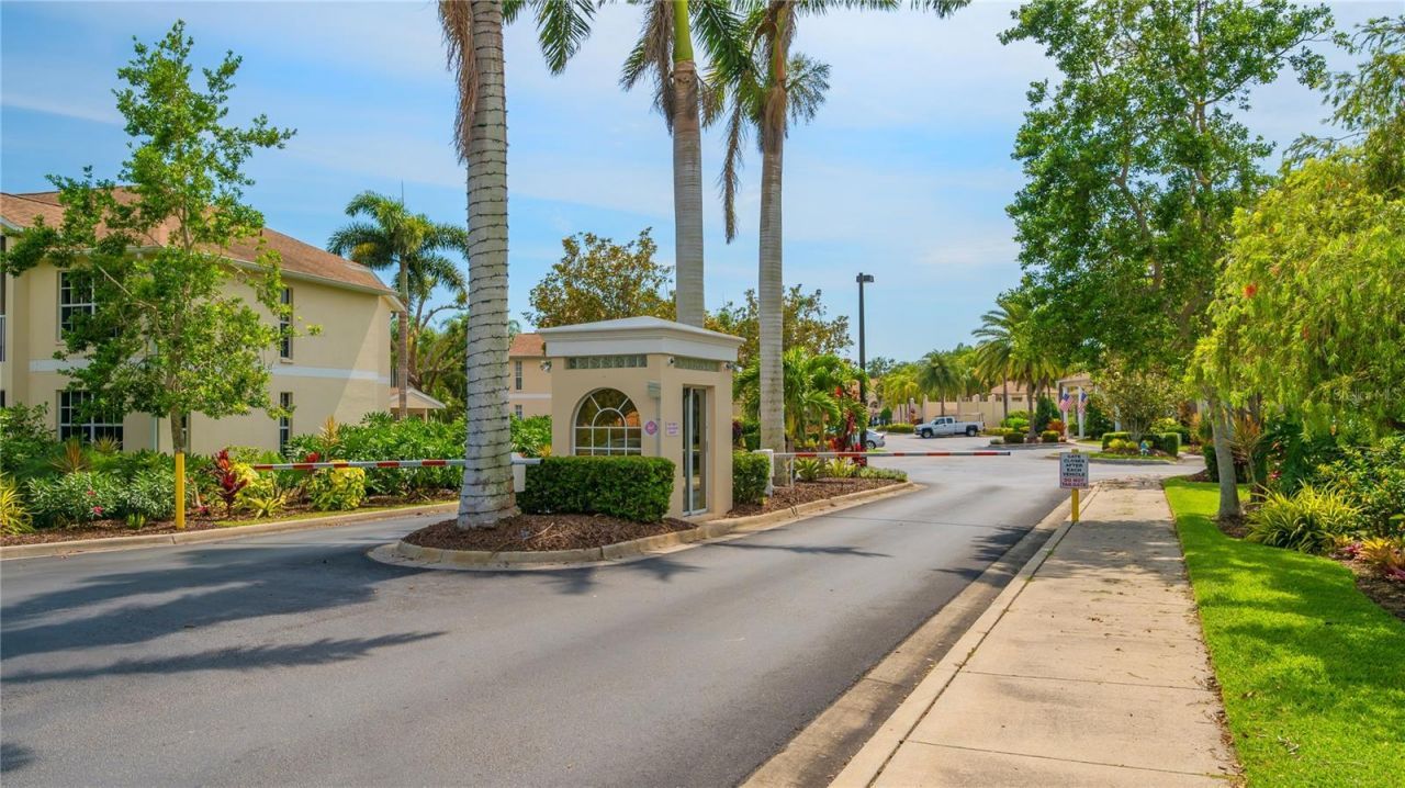 8370 Wingate Drive, Unit 714, Sarasota, FL 34238 Photo