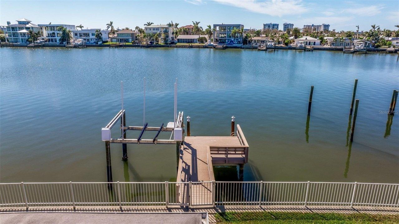 7874 9th Avenue S, Saint Petersburg, FL 33707 Photo