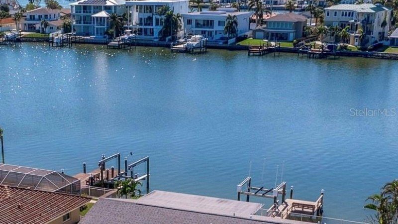 7874 9th Avenue S, Saint Petersburg, FL 33707 Photo