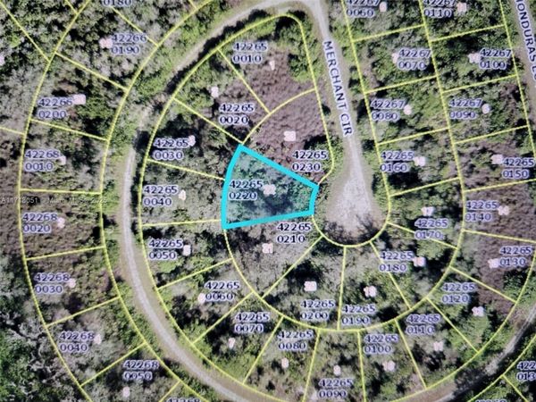 1827 Merchant Cir, Lehigh Acres, FL 33972