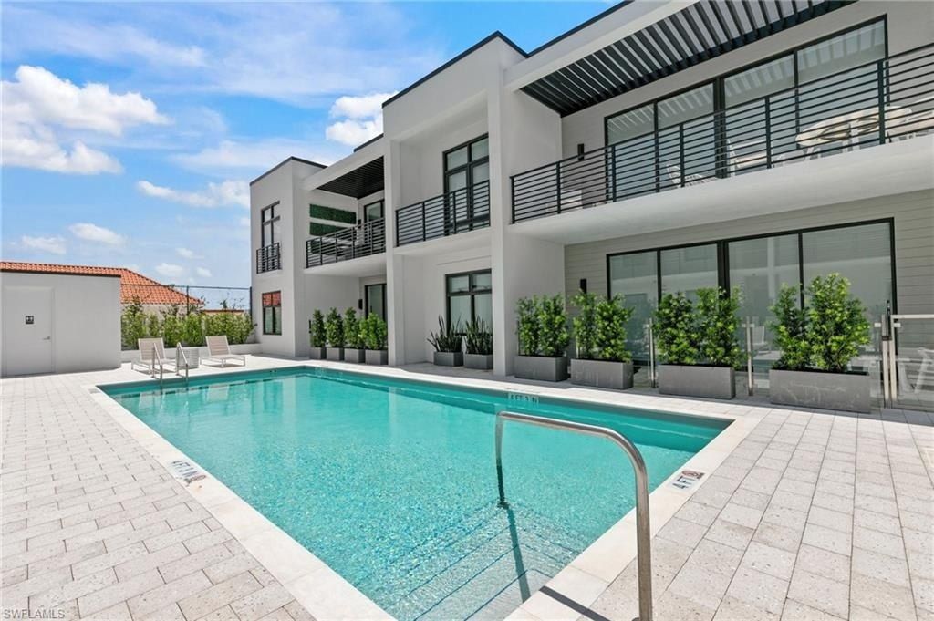 850 Central Ave, Unit 207, Naples, FL 34102 Photo