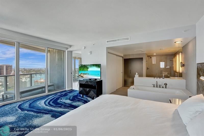 3101 Bayshore Drive, Unit 2409, Fort Lauderdale, FL 33304 Photo