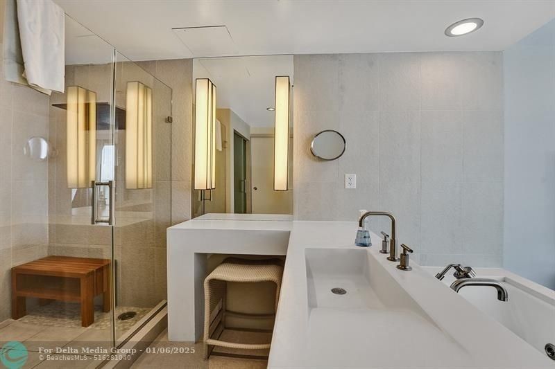 3101 Bayshore Drive, Unit 2409, Fort Lauderdale, FL 33304 Photo