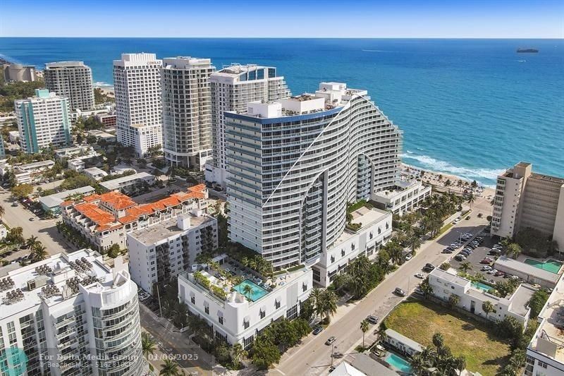 3101 Bayshore Drive, Unit 2409, Fort Lauderdale, FL 33304 Photo