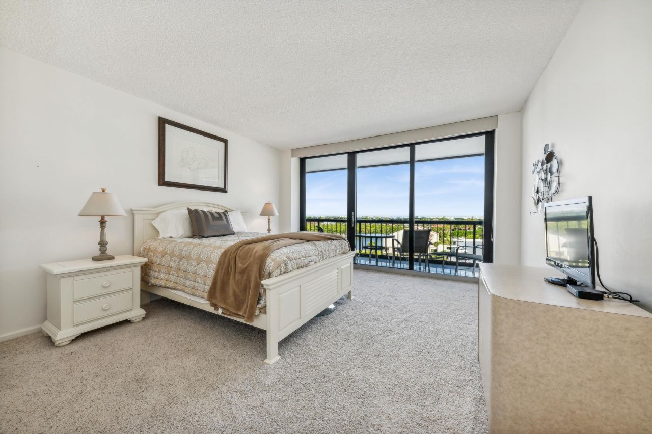 4748 S Ocean Boulevard, Unit 802, Highland Beach, FL 33487 Photo