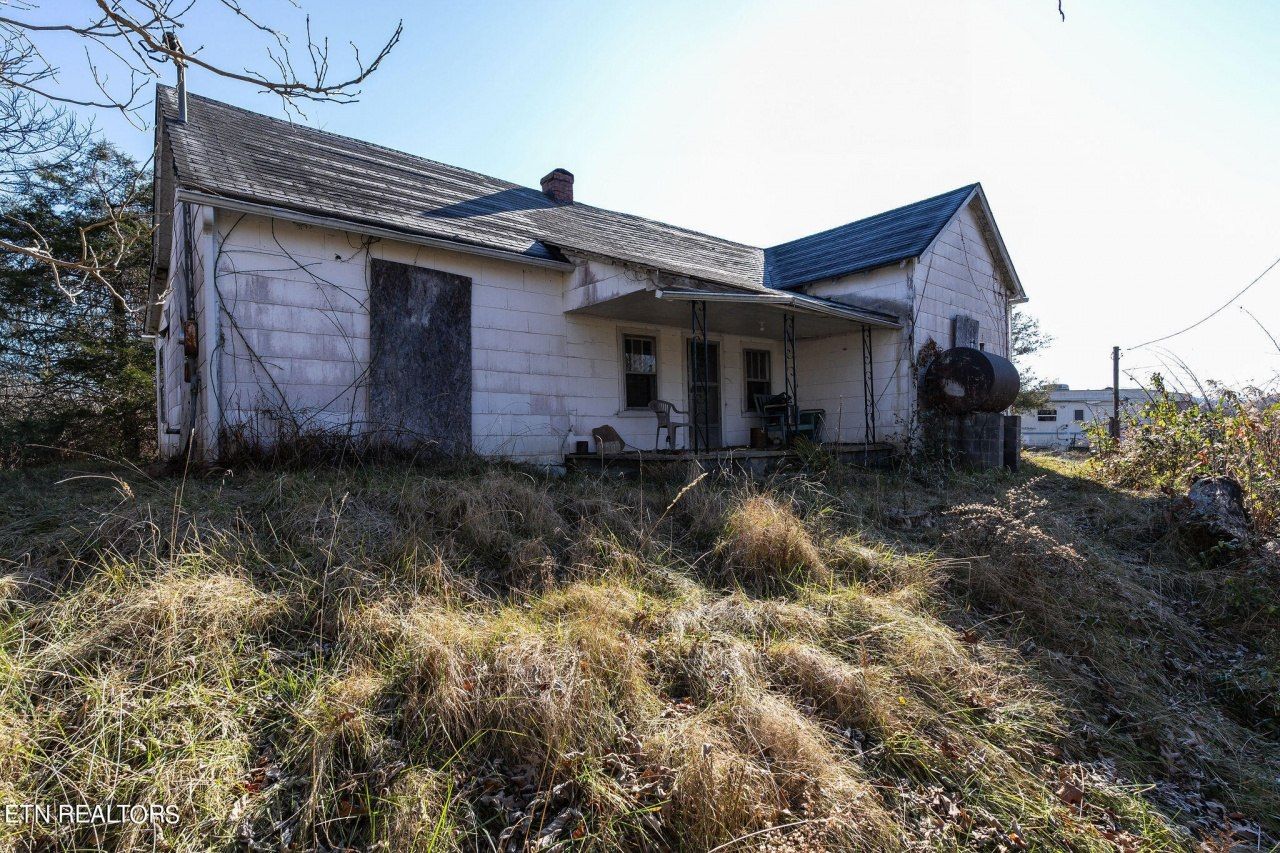 176 Moulton Rd, Fall Branch, TN 37656 Main Photo