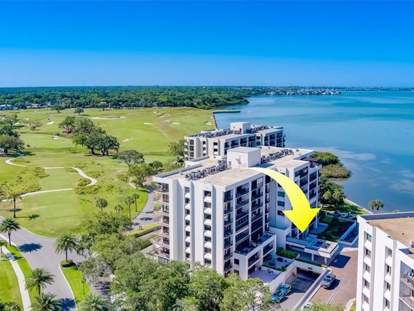 6 BELLEVIEW BOULEVARD, Unit 105, BELLEAIR, FL 33756