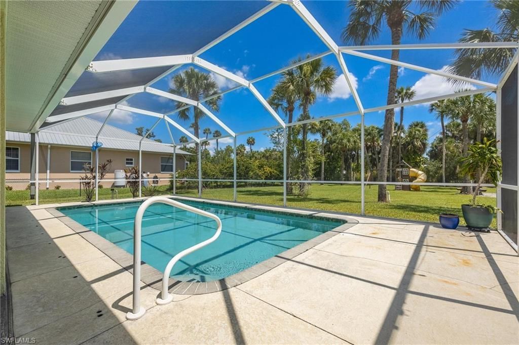 1724 Caloosa Estates Ct, Labelle, FL 33935 Photo