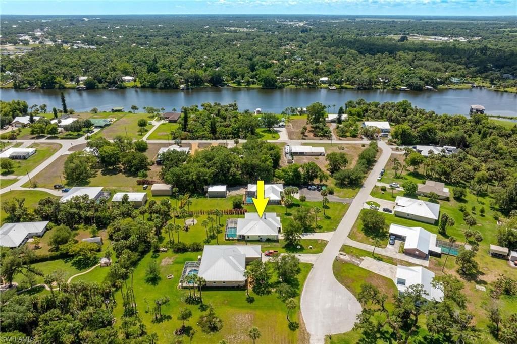 1724 Caloosa Estates Ct, Labelle, FL 33935 Photo