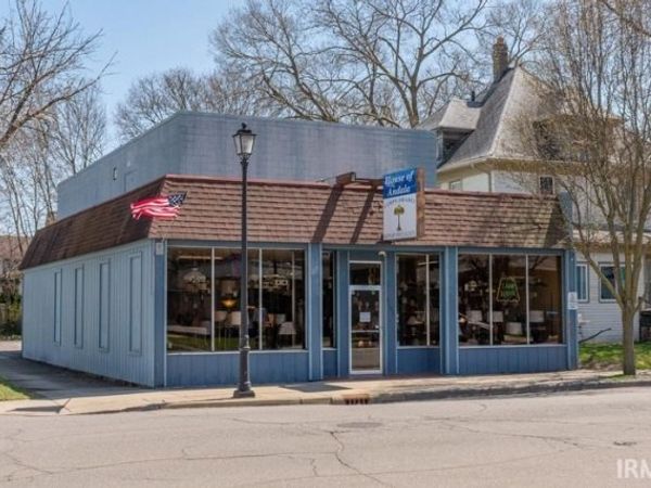 2102 Miami Street, South Bend, IN 46613
