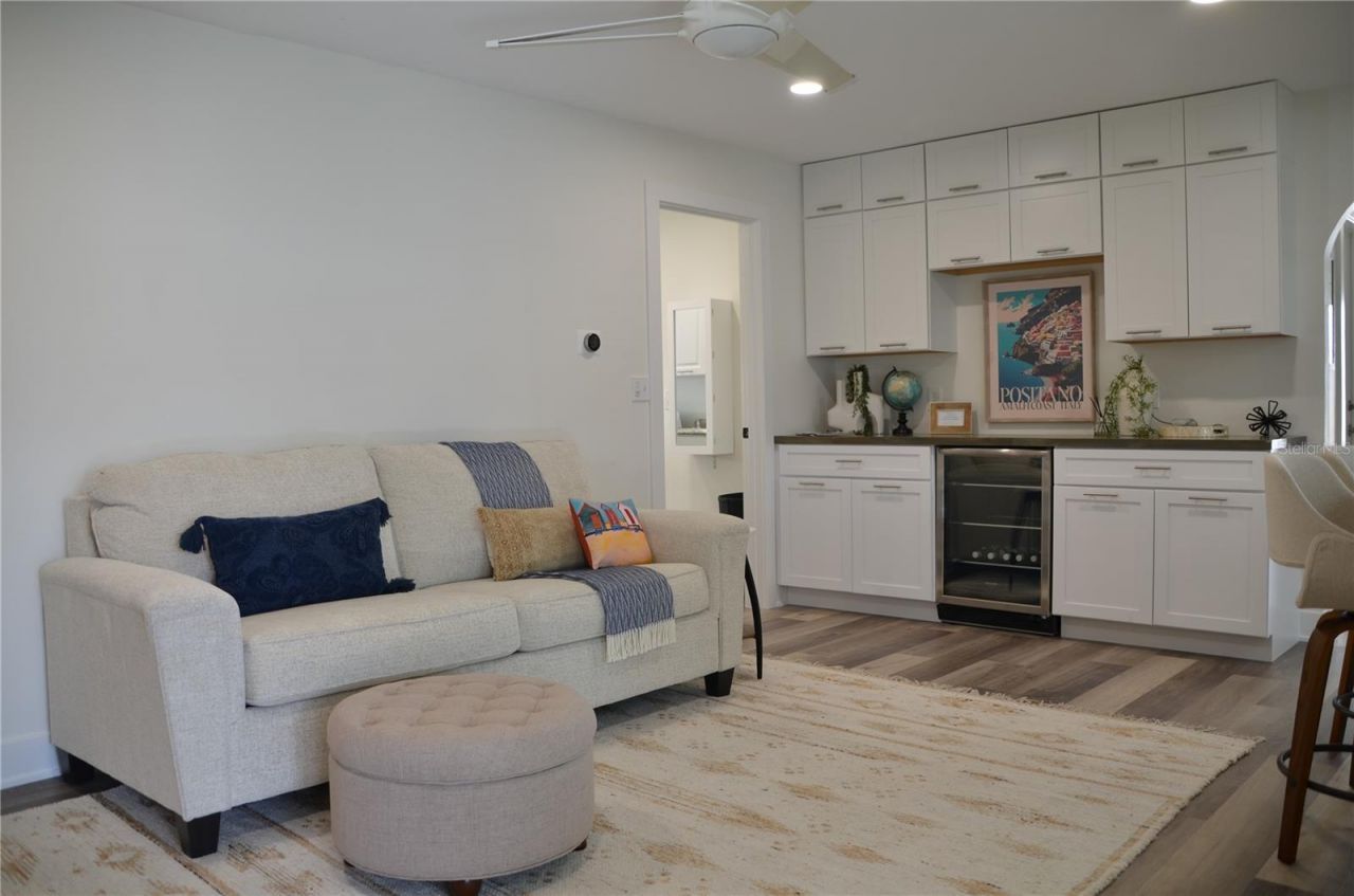 726 Birdsong Lane, Sarasota, FL 34242 Photo