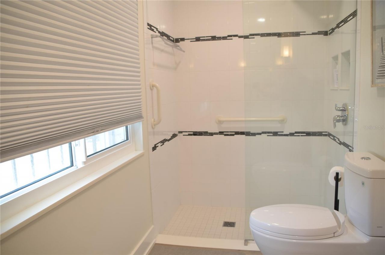 726 Birdsong Lane, Sarasota, FL 34242 Photo