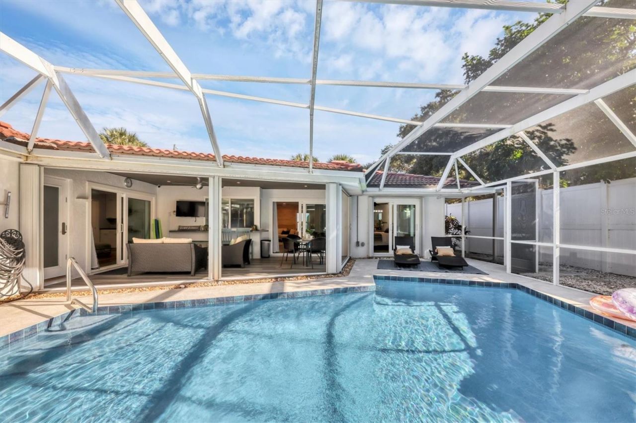 726 Birdsong Lane, Sarasota, FL 34242 Photo