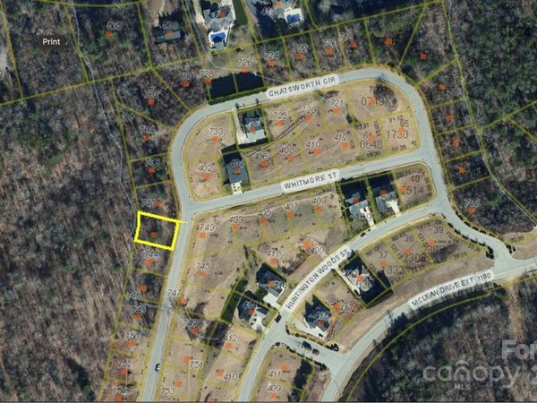 742 Chatsworth Circle SE, Lenoir, NC 28645