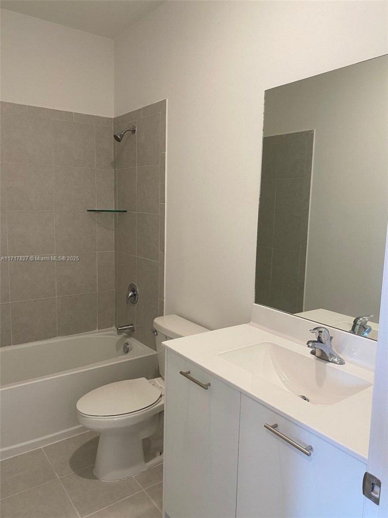 12623 NW 24th Ave, Unit 12623, Miami, FL 33167 Photo