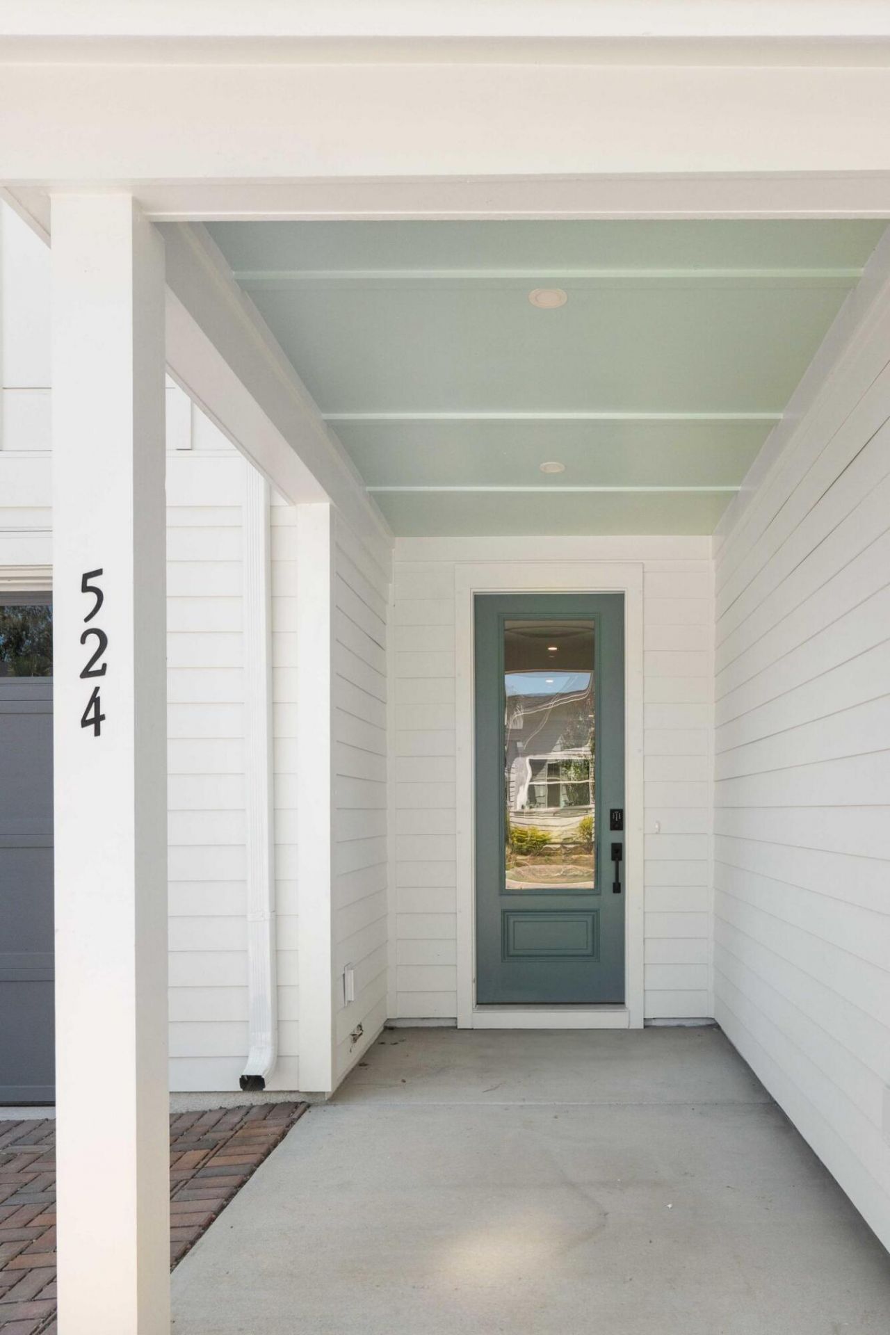 524 Hayes Park Boulevard Photo 4